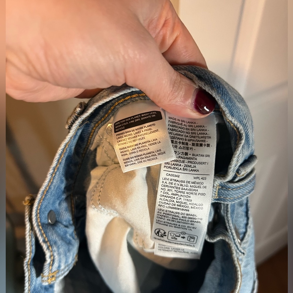 Levi’s cinch baggy jeans - Picture 6 of 6